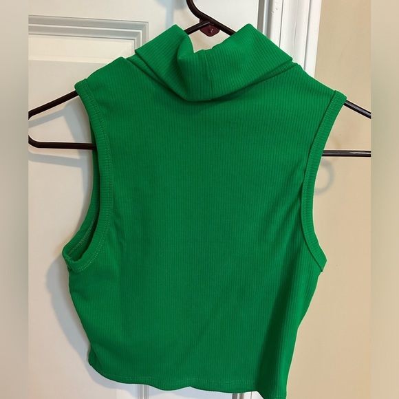 NWOT Spark My Interest Green Ribbed Turtleneck Crop Tank Top - Picture 7 of 7